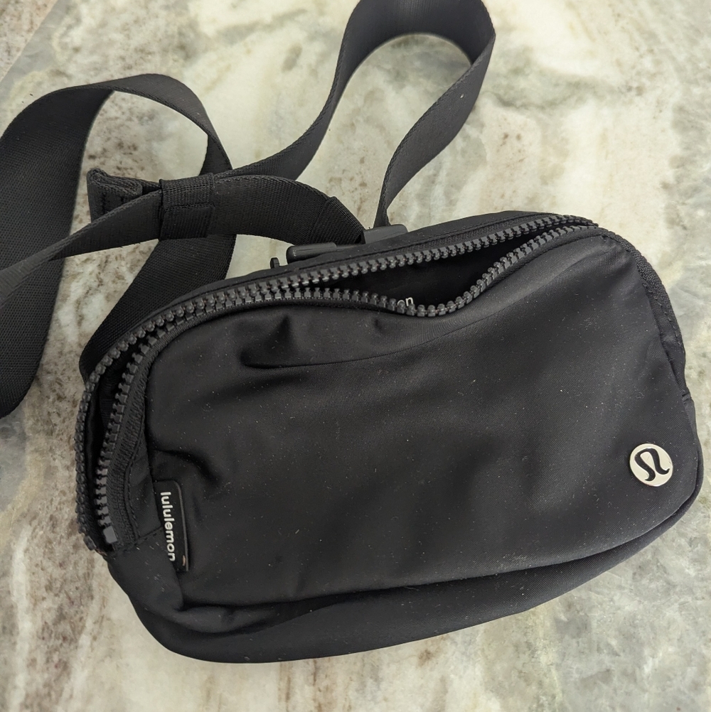 lululemon Black Belt Bag
